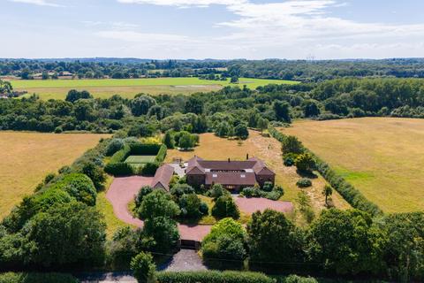 6 bedroom detached bungalow for sale, Whitsbury Road, Tinkers Cross, Fordingbridge, SP6