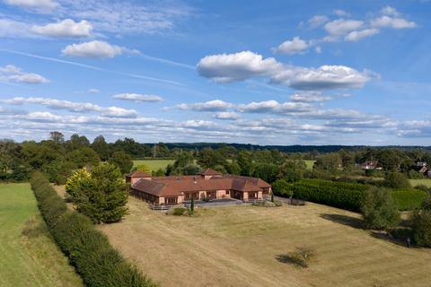 6 bedroom detached bungalow for sale, Whitsbury Road, Tinkers Cross, Fordingbridge, SP6