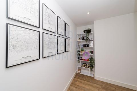 2 bedroom apartment to rent, Gladwin Tower 50 Wandsworth Road LONDON SW8