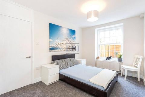 1 bedroom apartment to rent, Macaulay Square, Clapham, SW4