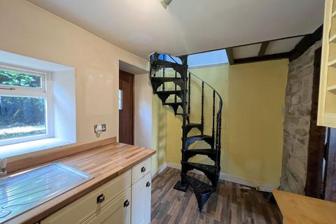 2 bedroom terraced house for sale, Barnside Lane, Hepworth, Holmfirth, HD9 1TN