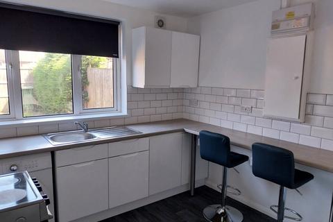 3 bedroom terraced house to rent, Pentre Gwynn, Wrexham