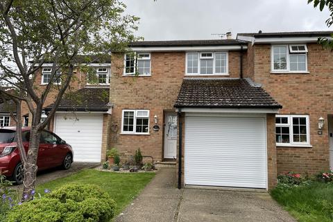 3 bedroom terraced house to rent, North Crawley, Newport Pagnell MK16