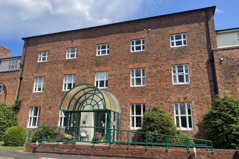 2 bedroom flat for sale, Webber House, Tewkesbury GL20