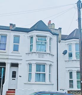 3 bedroom terraced house for sale, Woodrow, London, SE18