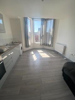 2 bedroom flat to rent, Jasper Street, Hanley ST1