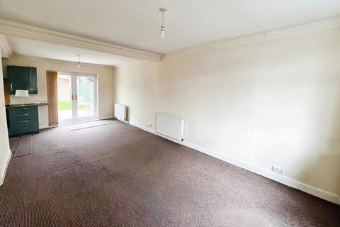 3 bedroom semi-detached house for sale, Priory Road, Dudley