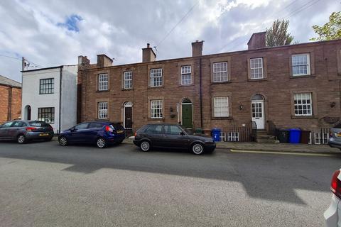 3 bedroom terraced house to rent, Chorley, Chorley PR7