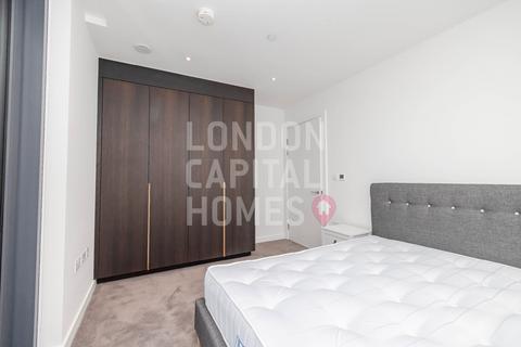 2 bedroom apartment to rent, Makers Building, 1 Jasper Walk, LONDON N1