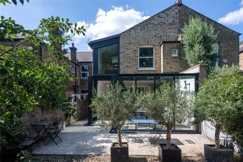 4 bedroom semi-detached house to rent, Oxford Gardens, North Kensington, W10