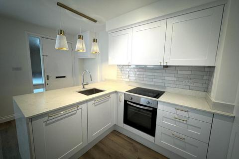 2 bedroom apartment to rent, BUTLERS CLOSE,  North Ox,  OX2