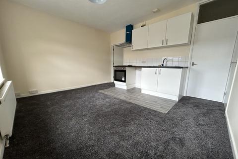 1 bedroom flat to rent, Hartington Road, SS1