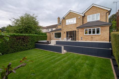 5 bedroom detached house for sale, Rolfe Close, Beaconsfield, Buckinghamshire, HP9