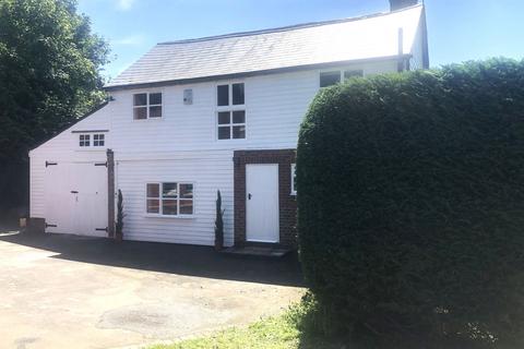 2 bedroom semi-detached house to rent, Westerham Place, Quebec Square, Westerham