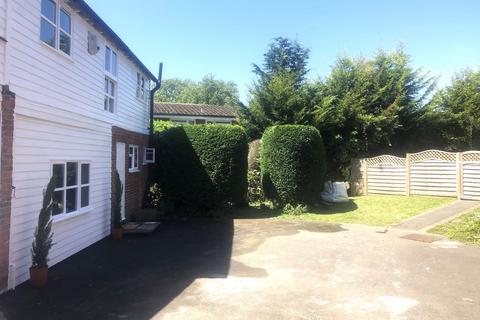 undefined, Westerham Place, Quebec Square, Westerham