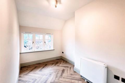 2 bedroom apartment to rent, South Street, Farnham, Surrey, GU9