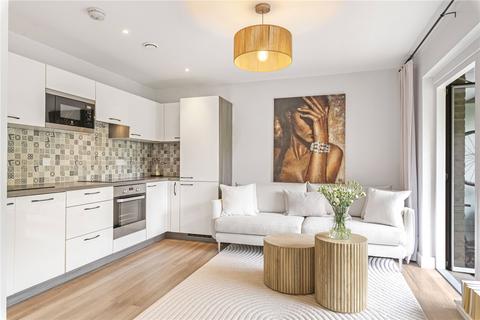 2 bedroom apartment for sale, Adenmore Road, London, SE6