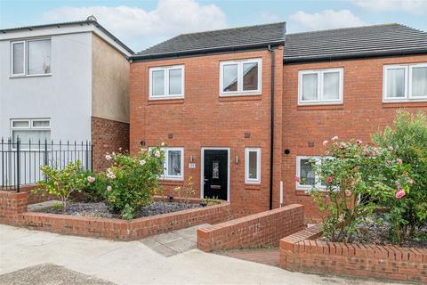 3 bedroom semi-detached house for sale, Cromwell Road, Kettering NN16