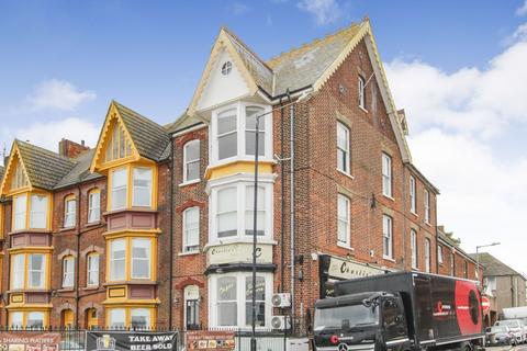 1 bedroom flat for sale, Station Road, Herne Bay