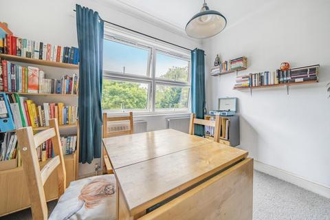 Flat I, 109 Burnt Ash Hill, London, SE12 0AQ