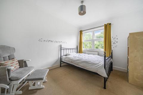 Flat I, 109 Burnt Ash Hill, London, SE12 0AQ