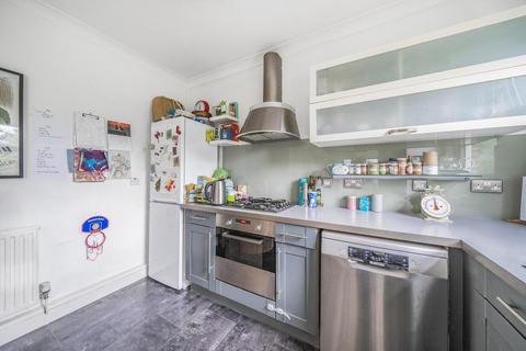 Flat I, 109 Burnt Ash Hill, London, SE12 0AQ