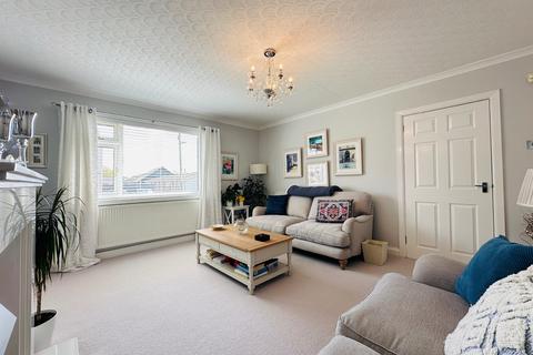 3 bedroom semi-detached house for sale, Hozier Crescent, Uddingston