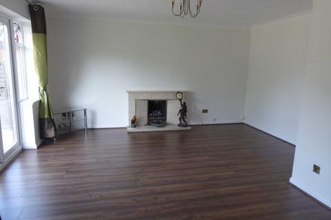 4 bedroom house to rent, High Tree Drive, Earley