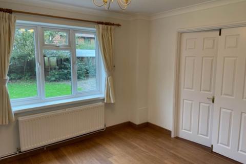 4 bedroom house to rent, High Tree Drive, Earley