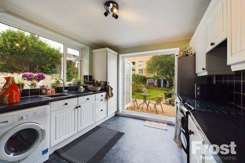 21 The Drive, Feltham, TW14 0AQ