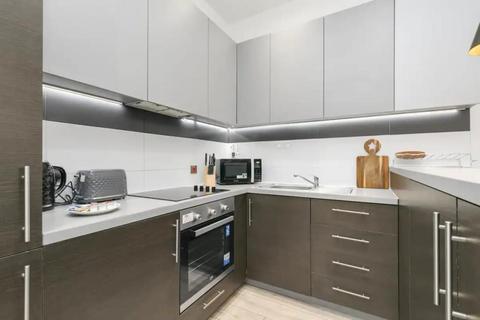 1 bedroom flat for sale, Woking,  GU22,  GU22