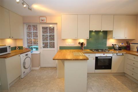 4 bedroom semi-detached house for sale, Meadow Lane, Hamble, Southampton, Hampshire, SO31