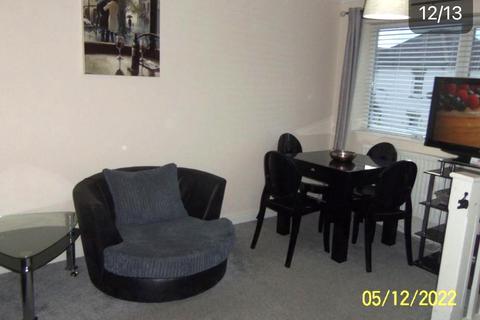 2 bedroom flat to rent, POKESDOWN TWO BEDROOM FIRST FLOOR FLAT WITH ALLOCATED PARKING