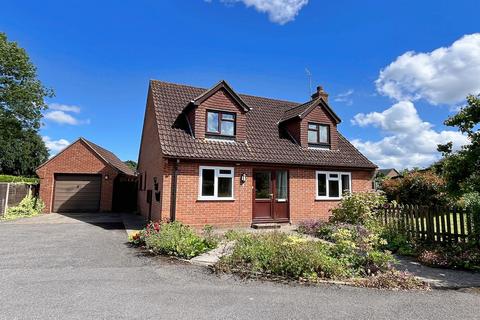 3 bedroom detached house for sale, Woodfalls