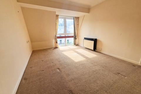 1 bedroom apartment for sale, Sandgate Road, Folkestone, CT20