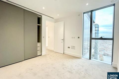 2 bedroom apartment to rent, Carrara Tower,  Bollinder Place, London