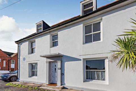 4 bedroom terraced house to rent, Steyne Road, Seaford, Eastbourne, East Sussex BN25 1HT