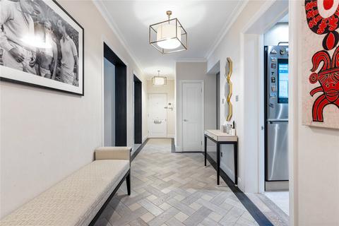 3 bedroom apartment for sale, William Court, 6 Hall Road, St John's Wood, London, NW8