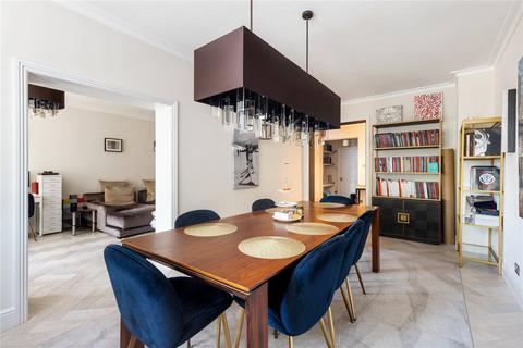 3 bedroom apartment for sale, William Court, 6 Hall Road, St John's Wood, London, NW8