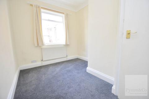 2 bedroom terraced house to rent, Magdalen Street, Norwich NR3