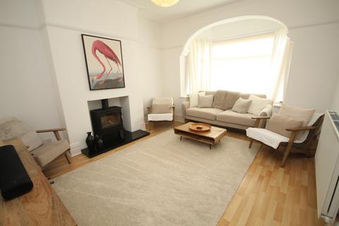 4 bedroom terraced house for sale, Moss Road, Stretford, M32 0AY