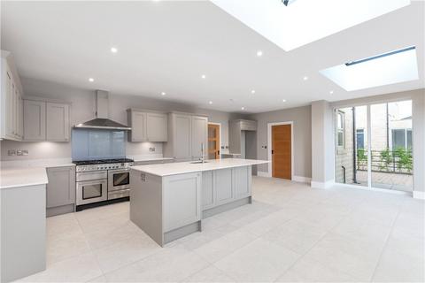 5 bedroom detached house for sale, East Chevin Road, Otley, Leeds, LS21