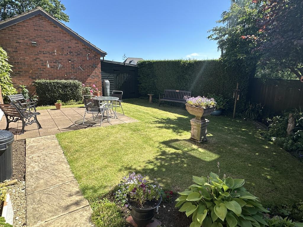 Garden 1.JPG