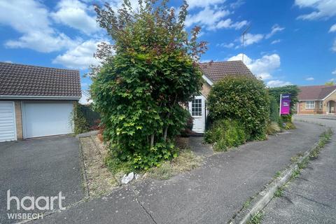 2 bedroom bungalow for sale, Windmill Gardens, Wisbech