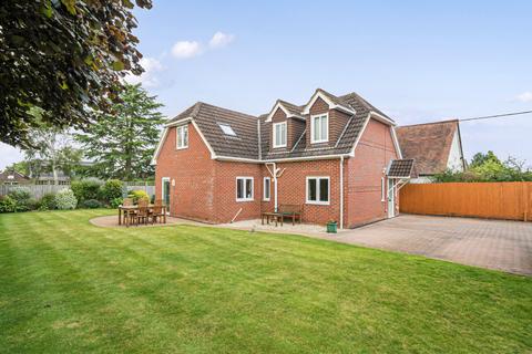 2 bedroom detached house for sale, Downs Road, South Wonston, Winchester, Hampshire, SO21