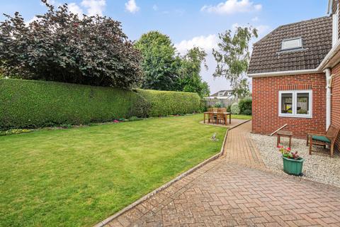 2 bedroom detached house for sale, Downs Road, South Wonston, Winchester, Hampshire, SO21