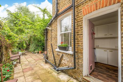 171 Elm Road, Kingston Upon Thames, KT2 6HY