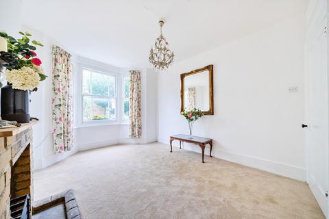 171 Elm Road, Kingston Upon Thames, KT2 6HY