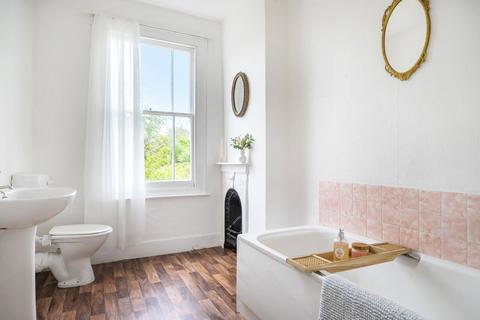 171 Elm Road, Kingston Upon Thames, KT2 6HY