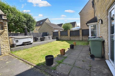4 Cairn Garth, Guiseley, Leeds, LS20 8QP